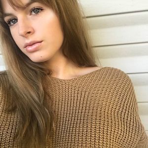 Meet your Posher, Mackenzie